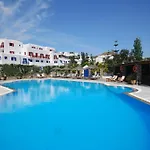 Kamari Hotel